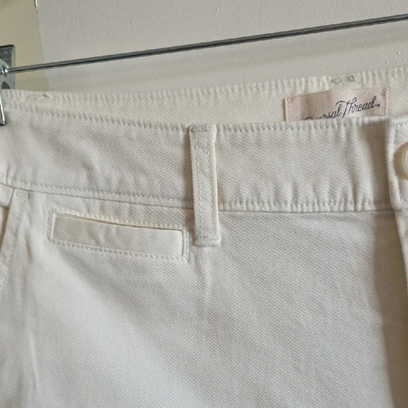 Universal Thread Mid-Rise Straight Leg Relaxed Chino Pants - Picture 6 of 8